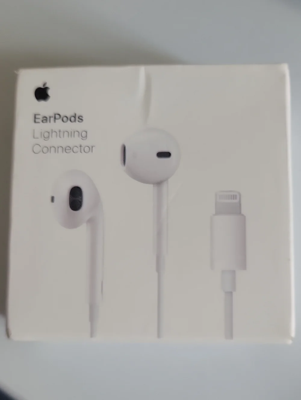 Apple EarPods with Lightning Connector - White